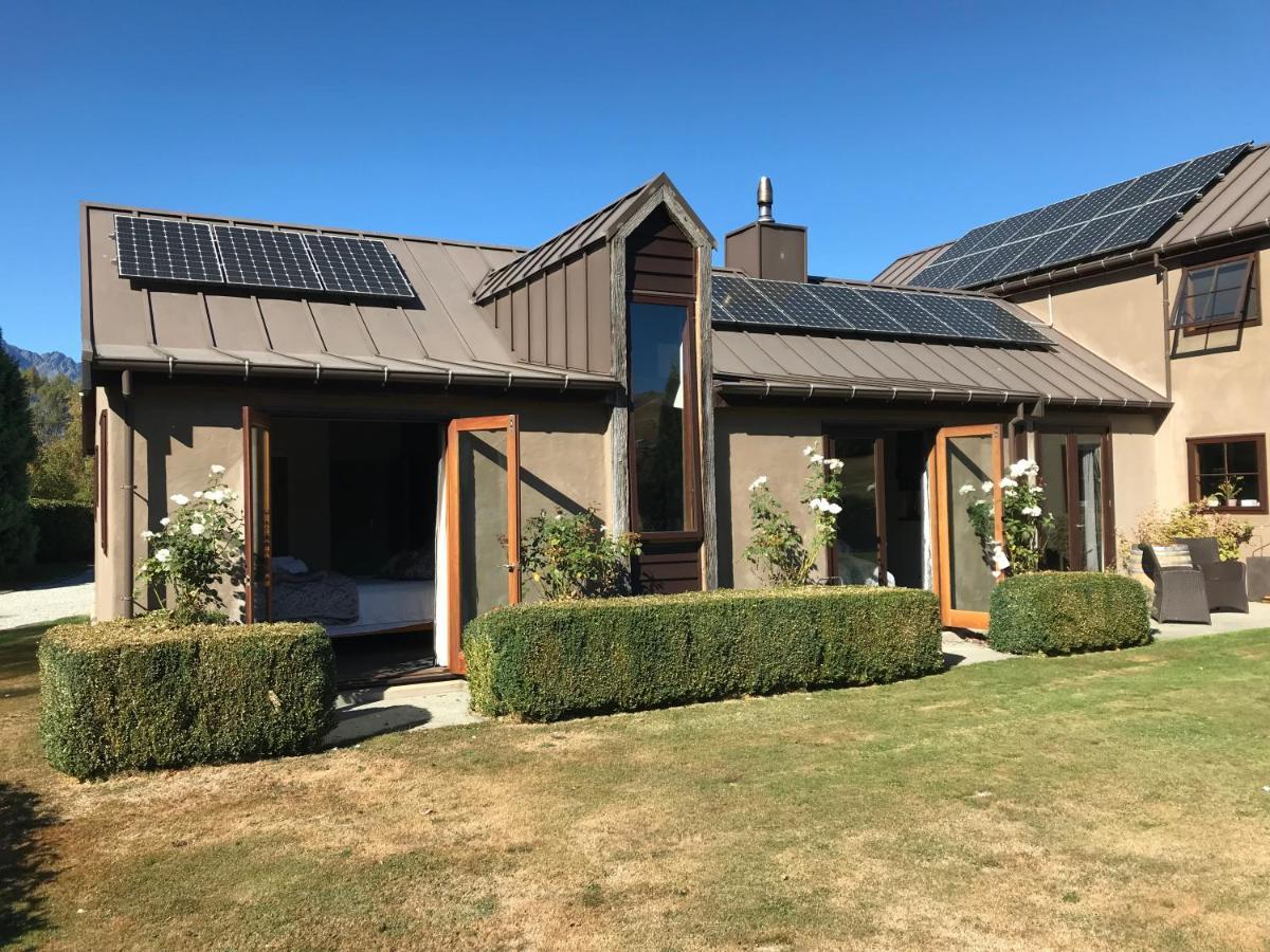 Three Thirty B & B Queenstown Exterior photo