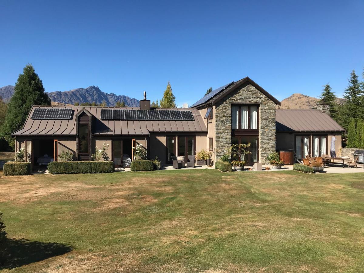 Three Thirty B & B Queenstown Exterior photo