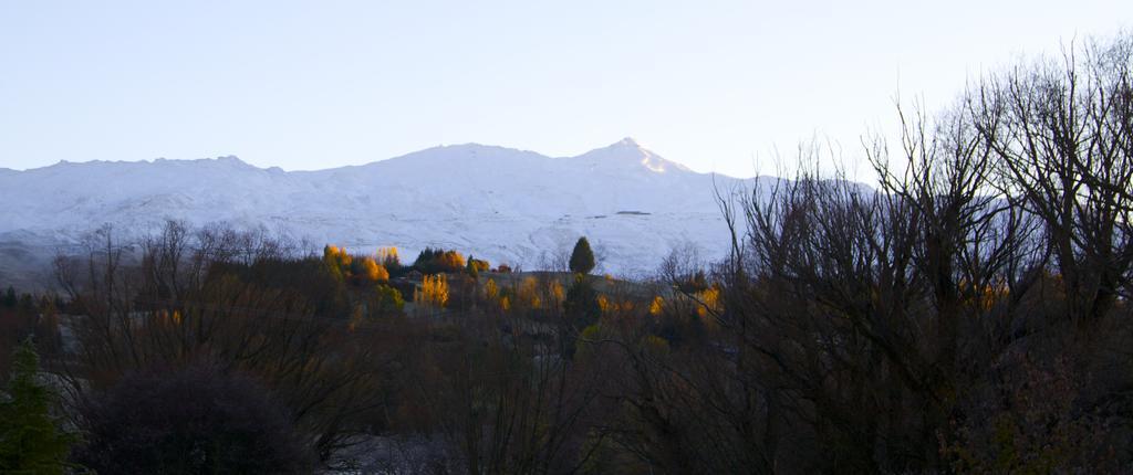 Three Thirty B & B Queenstown Exterior photo