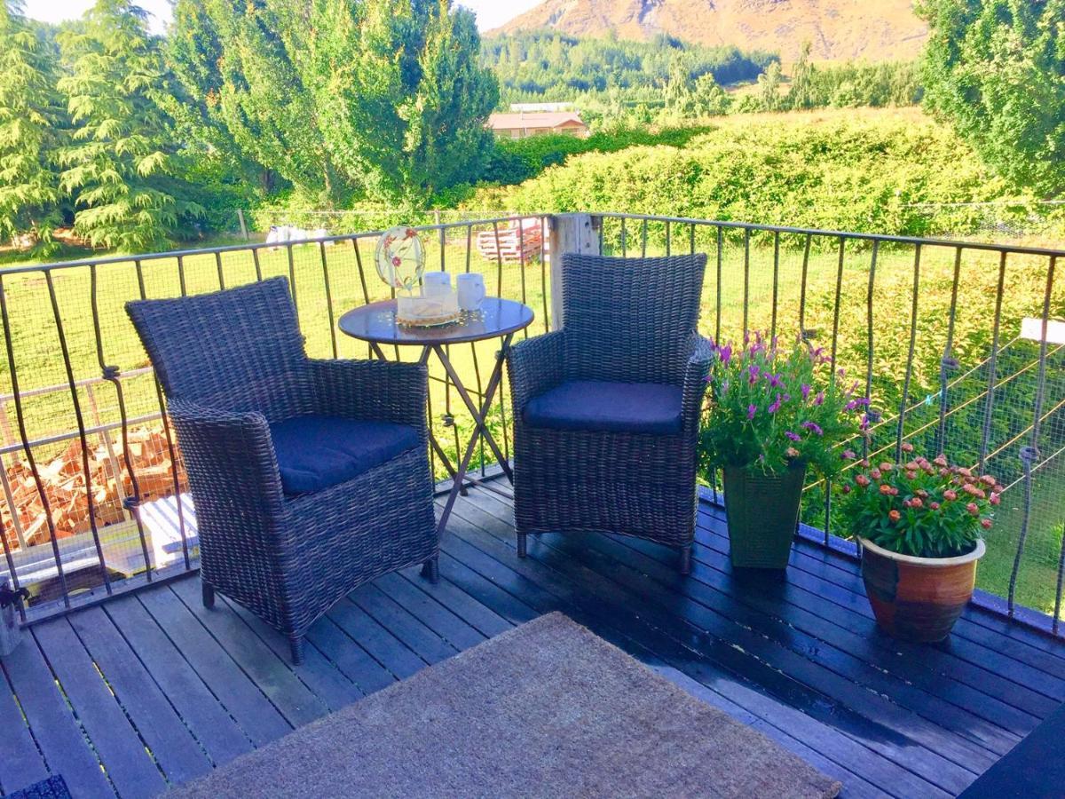 Three Thirty B & B Queenstown Exterior photo